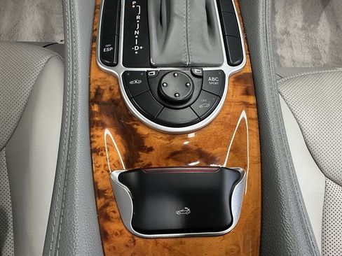 Used 2005 Mercedes-Benz SL 500 w/ AMG Sport Pkg image 38