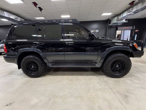 Used 2001 Toyota Land Cruiser AWD/4WD image 7