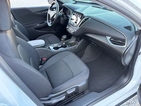 Used 2024 Chevrolet Malibu RS image 25