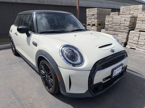 Used 2023 MINI Cooper S image 3
