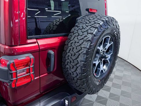 Used 2021 Jeep Wrangler Rubicon w/ Steel Bumper Group AWD/4WD image 39
