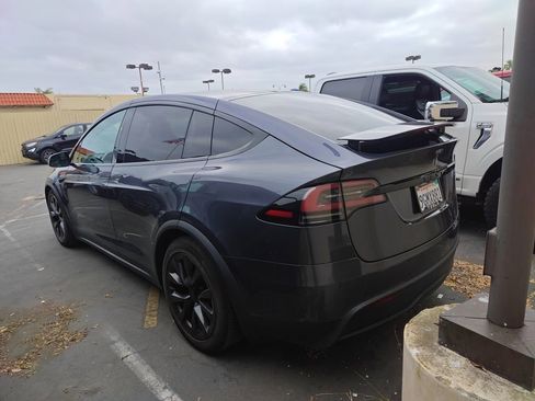Used 2023 Tesla Model X AWD/4WD image 3