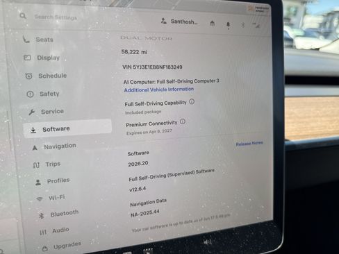 Used 2022 Tesla Model 3 Long Range AWD/4WD image 18