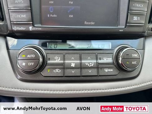 Used 2015 Toyota RAV4 Limited AWD/4WD image 23