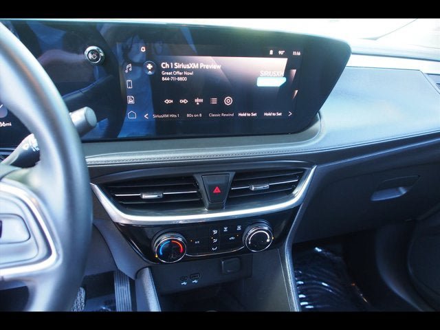 Used 2024 Buick Encore GX Sport Touring FWD image 25