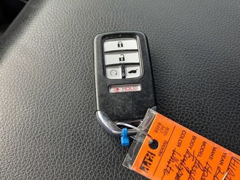Used 2025 Honda Passport TrailSport image 30