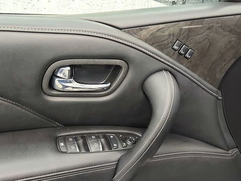 Used 2023 INFINITI QX80 Luxe w/ Cargo Package image 28