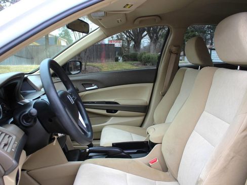 Used 2008 Honda Accord LX-P image 9