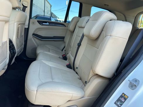 Used 2018 Mercedes-Benz GLS 550 4MATIC image 21