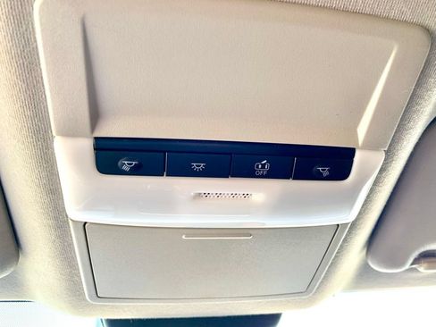 Used 2022 Nissan Sentra SR FWD image 36