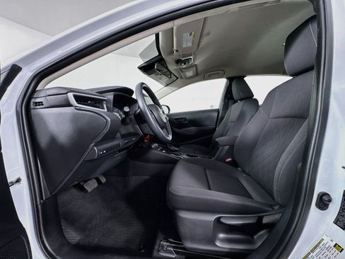 Certified 2025 Toyota Corolla LE FWD image 19