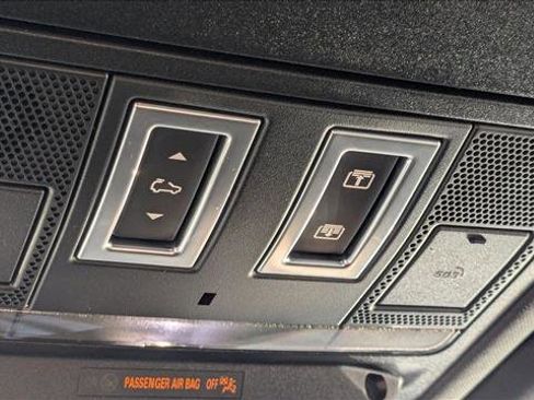 Used 2021 Land Rover Defender 90 X AWD/4WD image 23