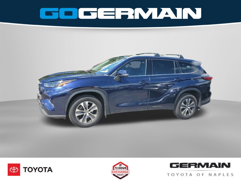 Used 2022 Toyota Highlander XLE AWD/4WD image 13
