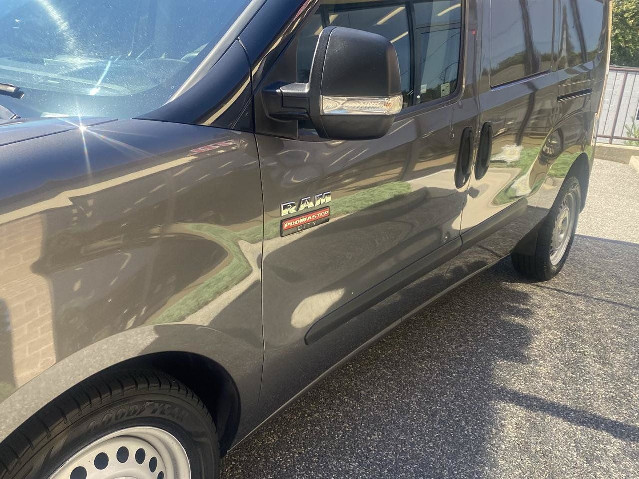 Used 2016 RAM ProMaster City Tradesman w/ Rear Back-up Camera Group FWD image 25