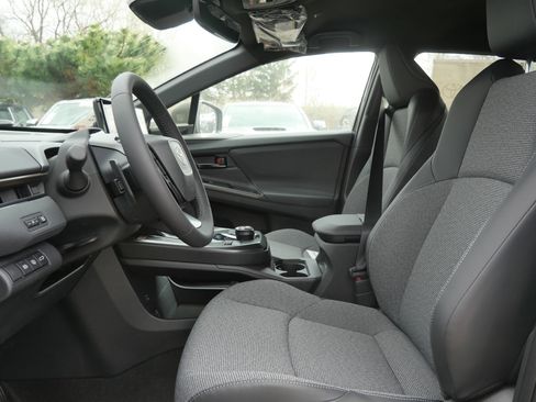 New 2026 Toyota bZ FWD image 5