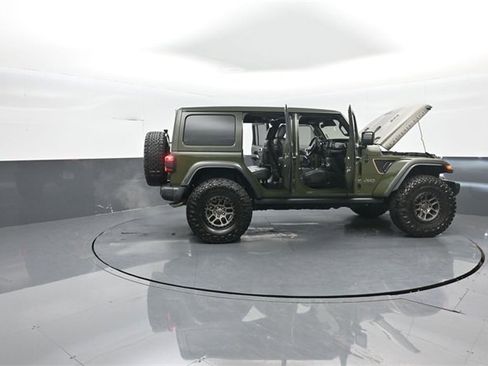 Used 2022 Jeep Wrangler Unlimited Rubicon w/ Xtreme Recon 35" Tire Package image 40