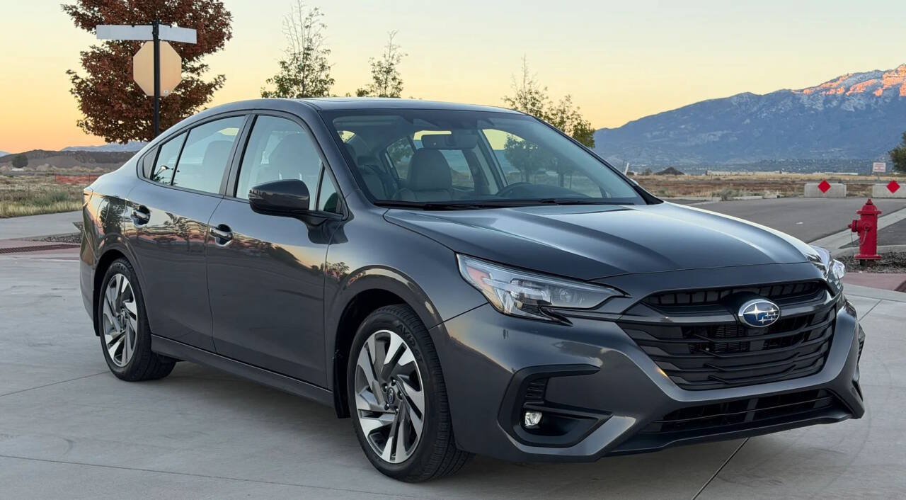 Used 2025 Subaru Legacy Limited AWD/4WD image 3