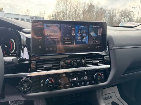 New 2026 Nissan Pathfinder Platinum w/ Cargo Package FWD image 17