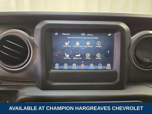 Used 2022 Jeep Gladiator Sport AWD/4WD image 18