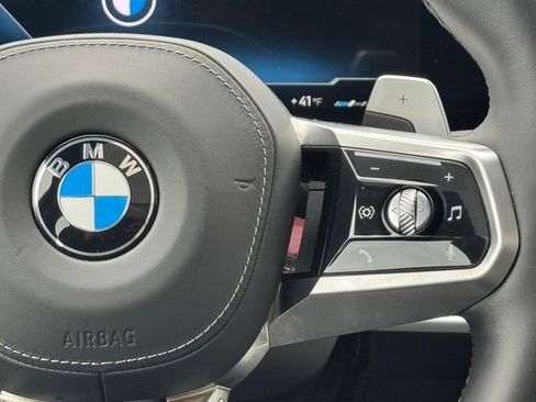 Certified 2025 BMW 740i xDrive 740i xDrive image 23