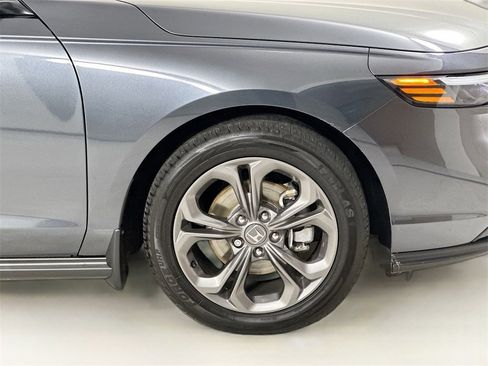 Certified 2025 Honda Accord SE image 33
