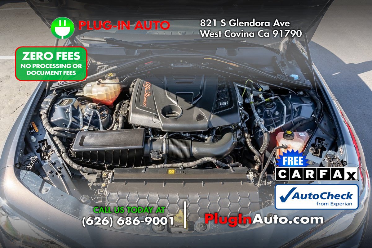 Used 2019 Alfa Romeo Giulia w/ Quick Order Package 22K Sport RWD image 15