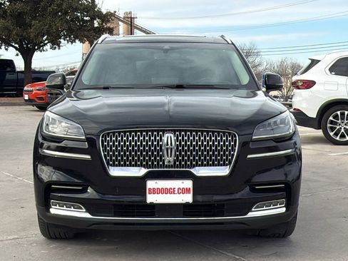 Used 2021 Lincoln Aviator Reserve w/ Equipment Group 201A image 2