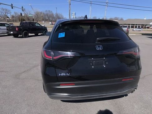 Used 2025 Honda HR-V Sport image 14