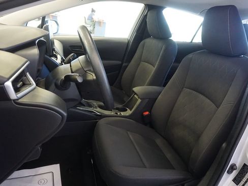 Used 2024 Toyota Corolla LE FWD image 16