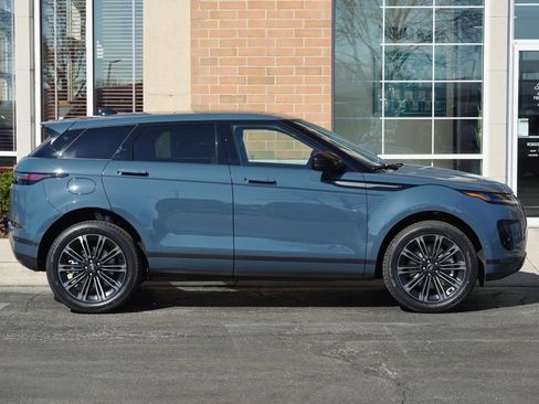 Used 2026 Land Rover Range Rover Evoque S AWD/4WD image 7