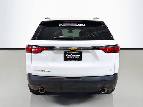 Used 2023 Chevrolet Traverse LT w/ LT Premium Package AWD/4WD image 8