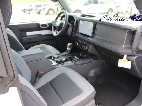 New 2026 Ford Bronco 2-Door AWD/4WD image 9