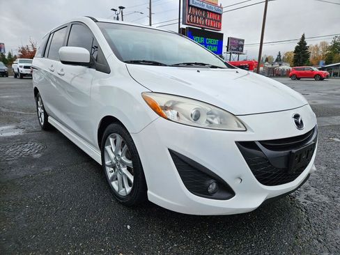 Used 2012 MAZDA MAZDA5 Touring w/ Moonroof & Audio Pkg image 6