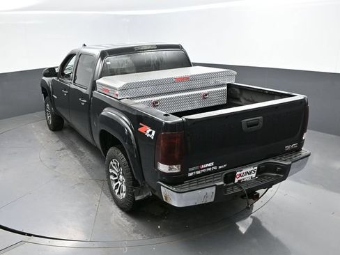 Used 2010 GMC Sierra 1500 SLT w/ All-Terrain Package AWD/4WD image 41