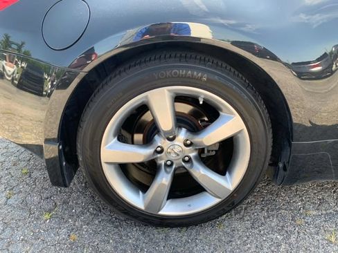 Used 2008 Nissan 350Z Touring RWD image 32