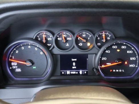 Used 2022 Chevrolet Silverado 1500 Custom Trail Boss image 14