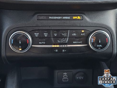 Used 2025 Ford Escape ST-Line image 24