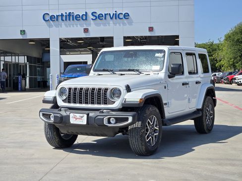 New 2025 Jeep Wrangler Sahara image 7