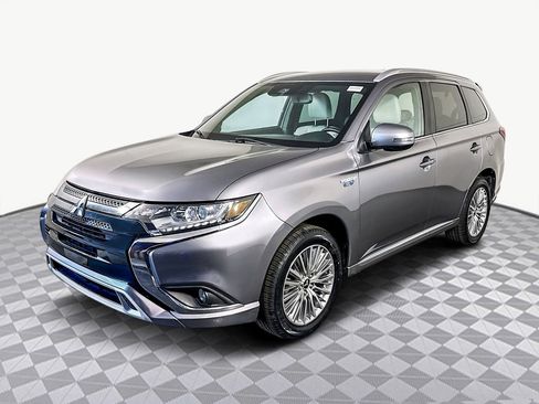 Used 2022 Mitsubishi Outlander GT image 4