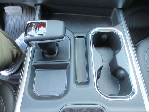 New 2026 Chevrolet Silverado 1500 LT Trail Boss w/ LT Trail Boss Premium Package AWD/4WD image 32