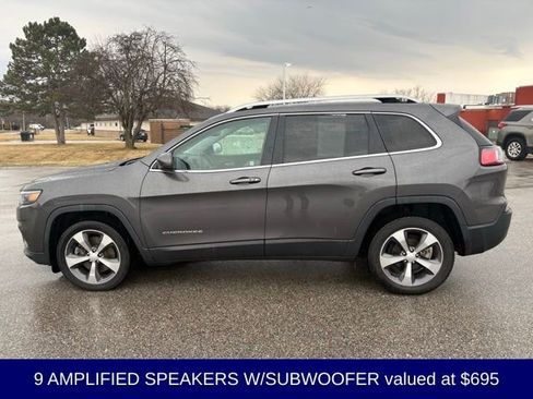 Used 2019 Jeep Cherokee Limited FWD image 3