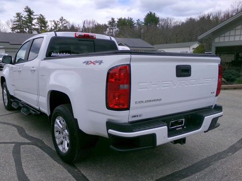 Used 2021 Chevrolet Colorado LT w/ Safety Package AWD/4WD image 3
