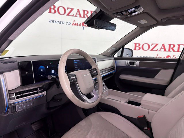 Used 2025 Hyundai Santa Fe Limited FWD image 19
