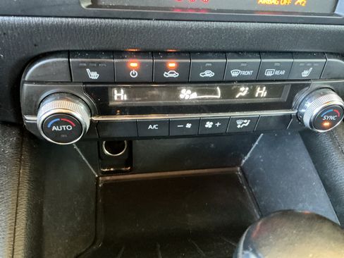 Used 2019 MAZDA CX-5 Touring image 18