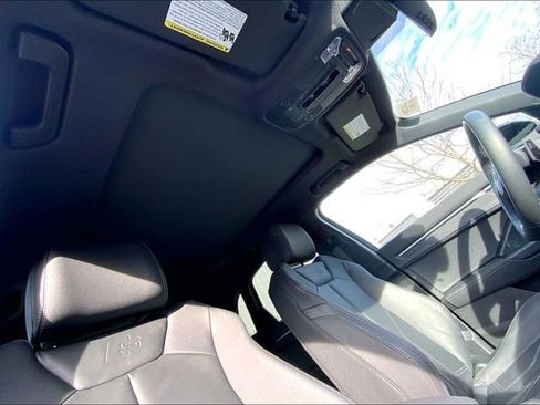 Certified 2025 Audi Q3 2.0T Premium w/ Convenience Package image 13