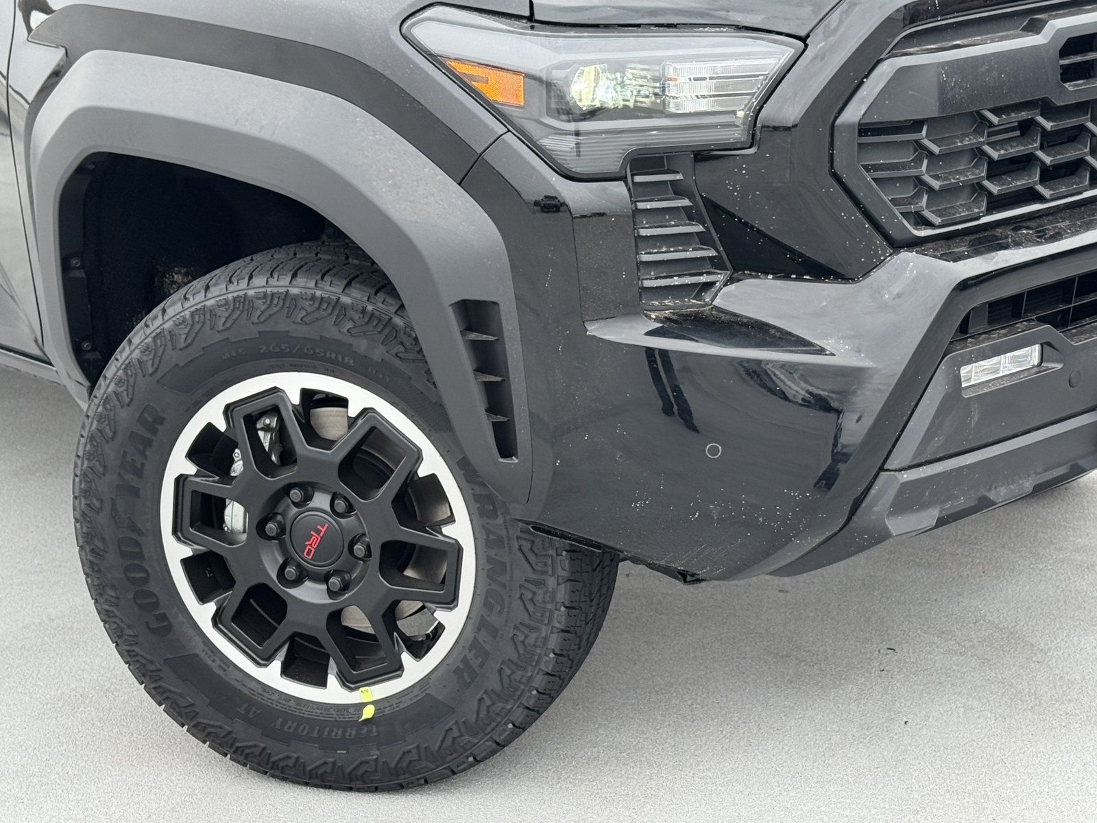 New 2026 Toyota Tacoma TRD Off-Road AWD/4WD image 10