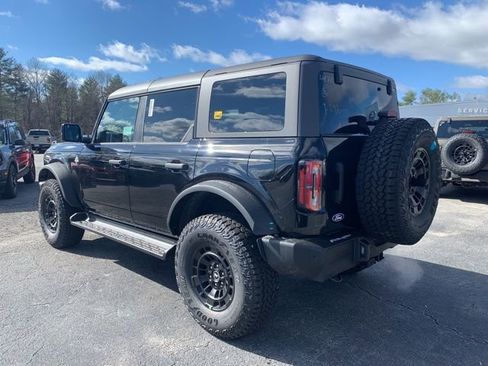 New 2026 Ford Bronco Outer Banks w/ Sasquatch Package image 6