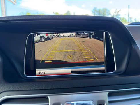 Used 2015 Mercedes-Benz E 400 4MATIC Coupe image 32