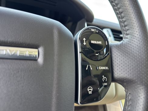 Used 2019 Land Rover Range Rover Sport HSE AWD/4WD image 21