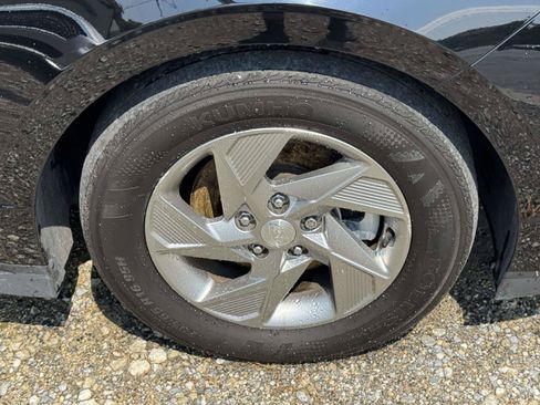 Used 2025 Hyundai Sonata SE FWD image 6